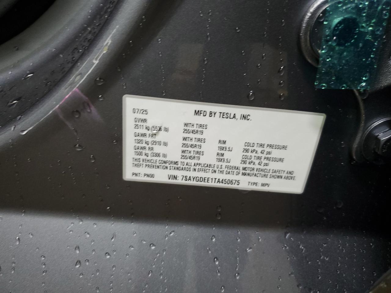 2026 Tesla Model Y VIN: 7SAYGDEE1TA450675 Lot: 93067175