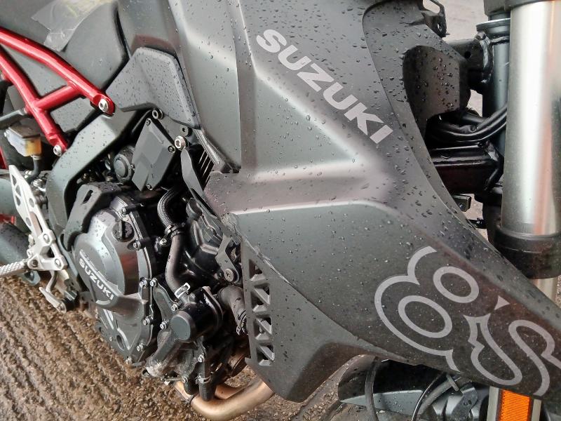 2025 SUZUKI GSX 800 RQM5 GSX-8S 