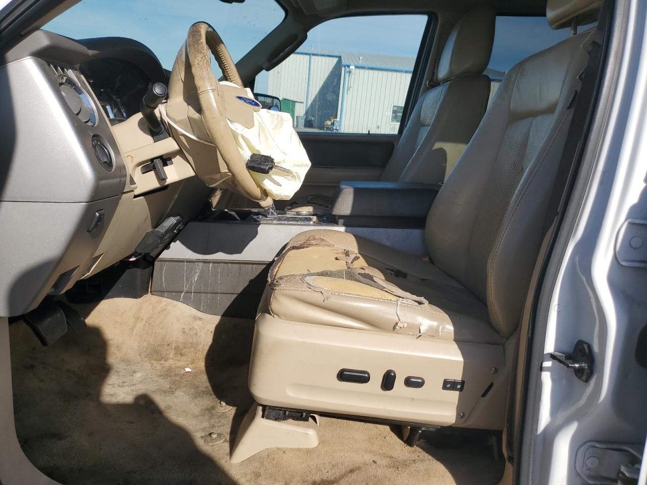 2011 Ford Expedition Xlt VIN: 1FMJU1J57BEF55277 Lot: 91736345