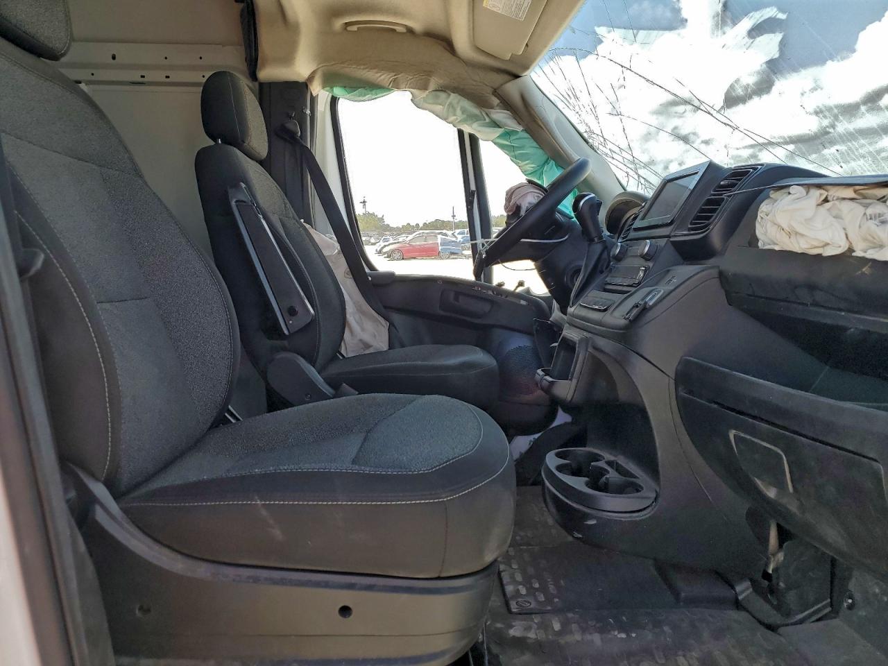 2025 Ram Promaster 2500 2500 High VIN: 3C6LRVDG7SE521094 Lot: 94635295