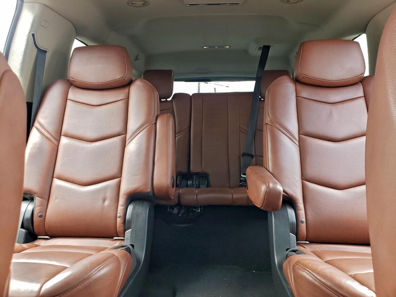 2018 Cadillac Escalade Esv Luxury VIN: 1GYS3HKJ3JR369012 Lot: 93625075