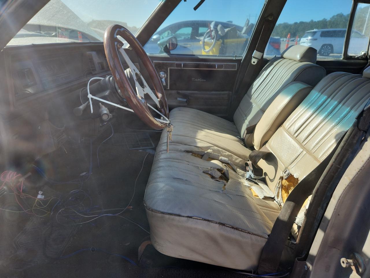 1983 Oldsmobile Cutlass Supreme VIN: 1G3AR69A8DM504853 Lot: 91597485