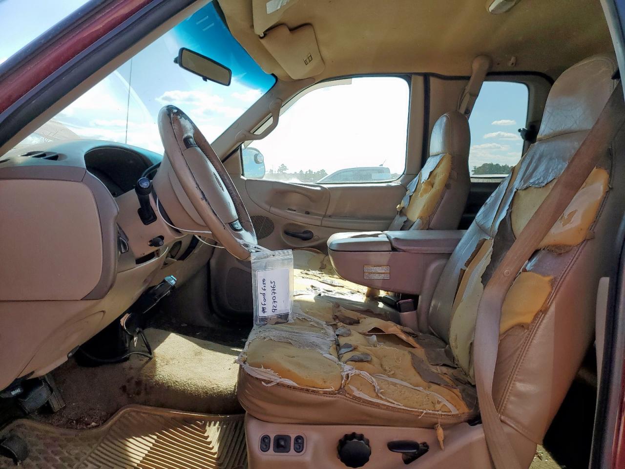 1998 Ford F150 VIN: 1FTZX18W6WKA73100 Lot: 92707765