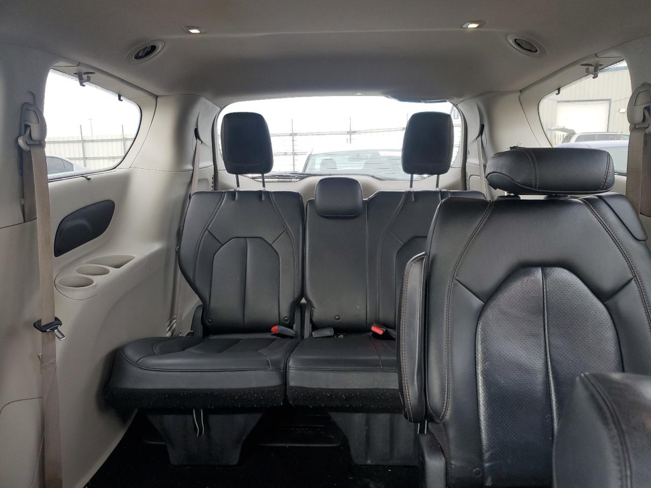 2020 Chrysler Pacifica Touring L VIN: 2C4RC1BG4LR285052 Lot: 92033075