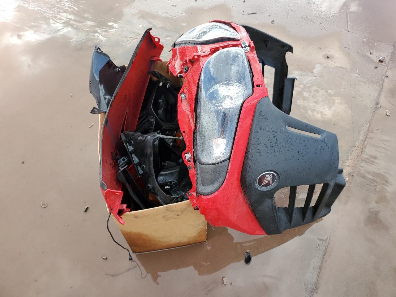 2013 Honda Gl1800 B VIN: JH2SC6819DK001990 Lot: 93487275