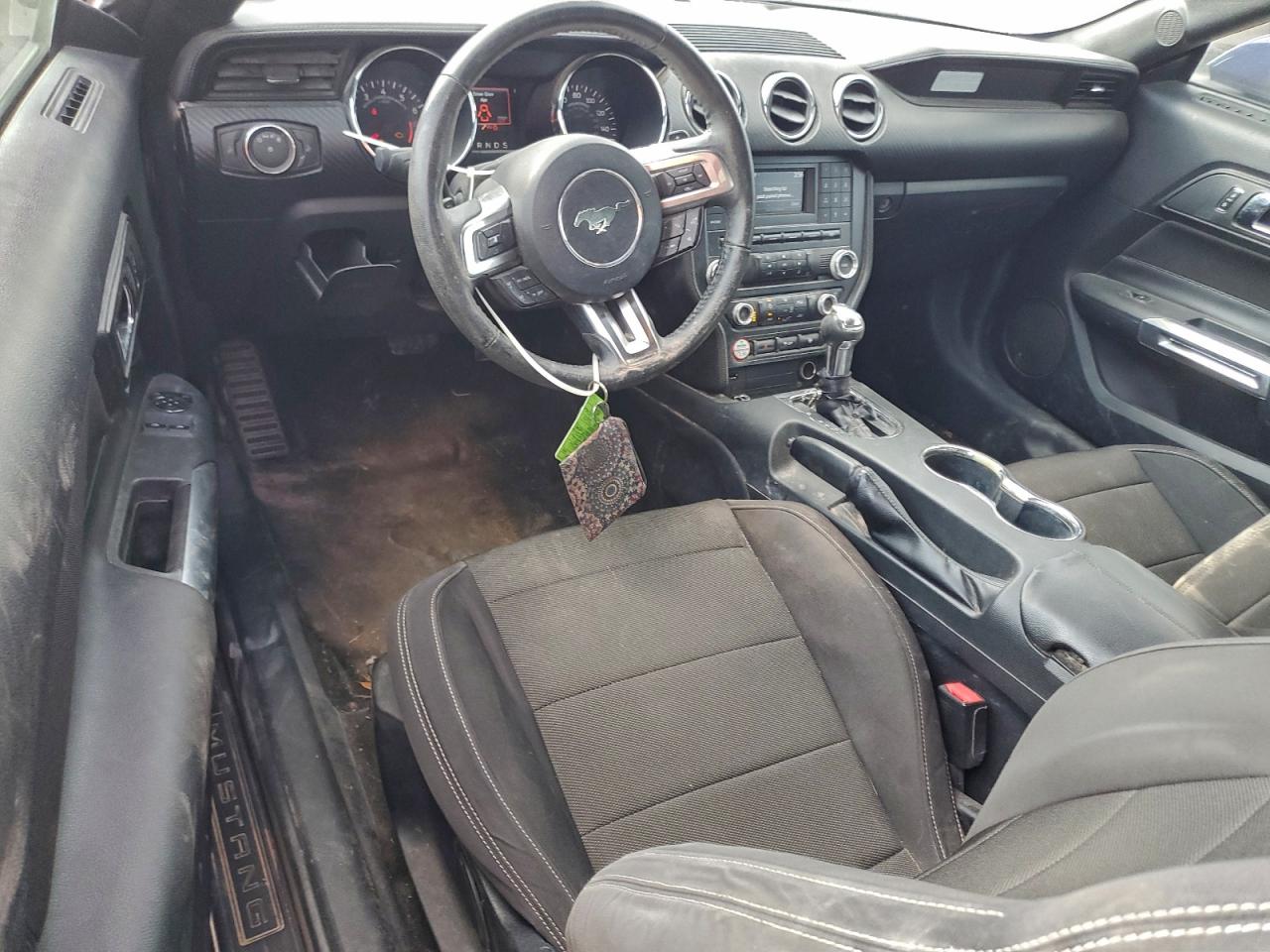 2016 Ford Mustang VIN: 1FA6P8AM2G5326195 Lot: 92737155