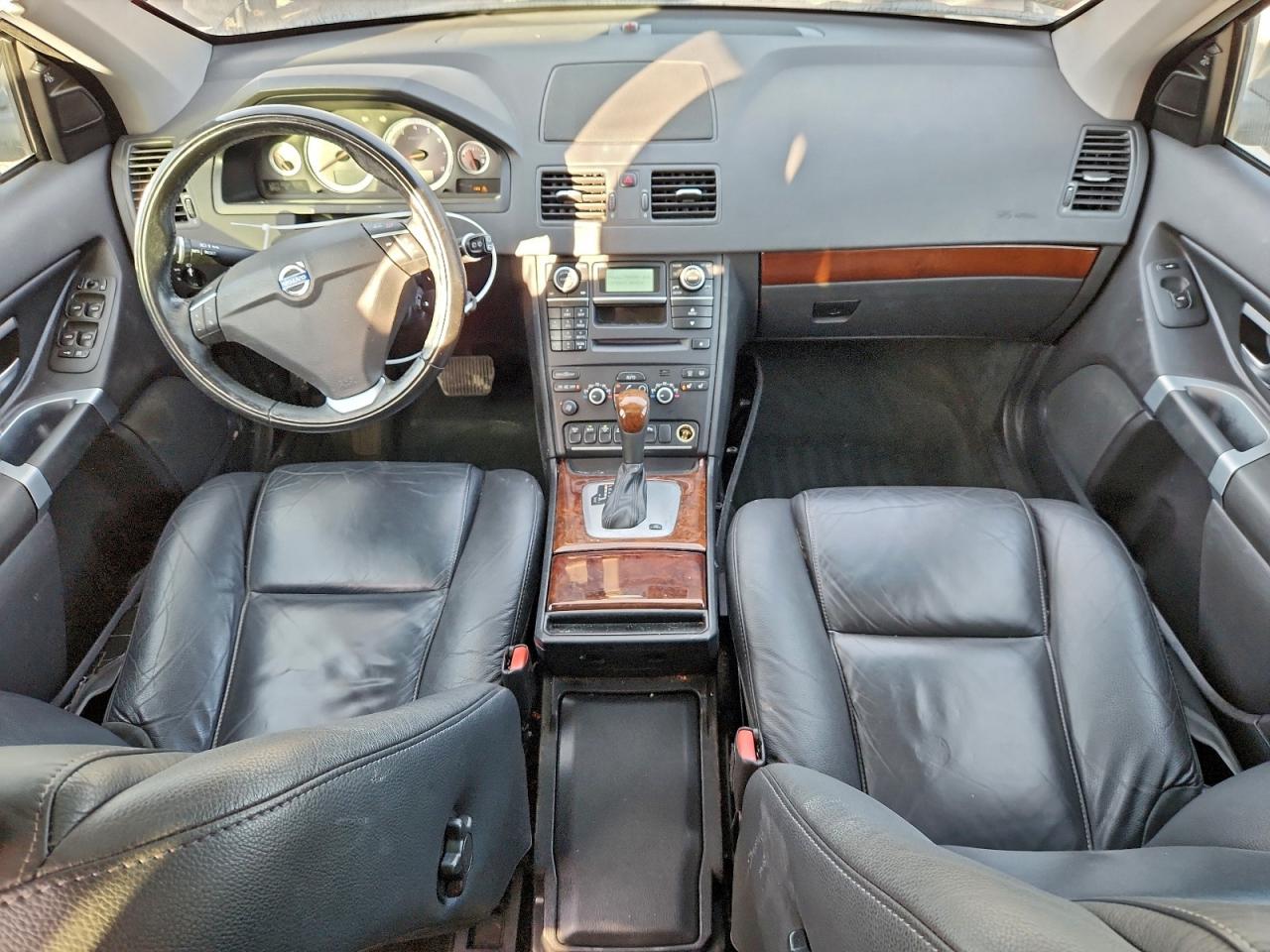 2014 Volvo Xc90 3.2 VIN: YV4952CZ2E1682621 Lot: 93641035