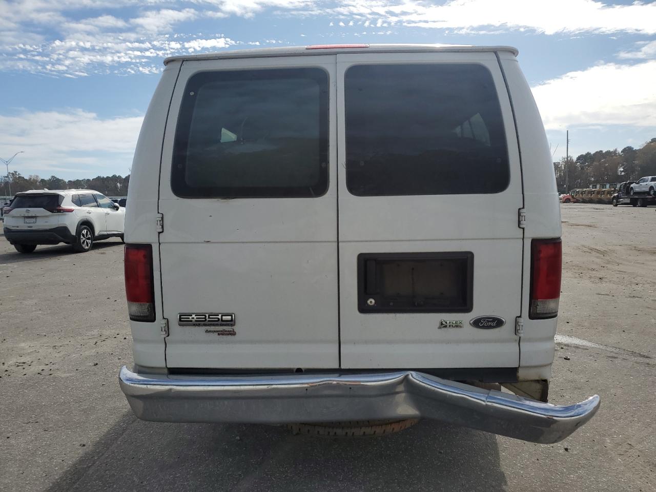 2014 Ford Econoline E350 Super Duty Wagon VIN: 1FBSS3BL8EDA40343 Lot: 92053445