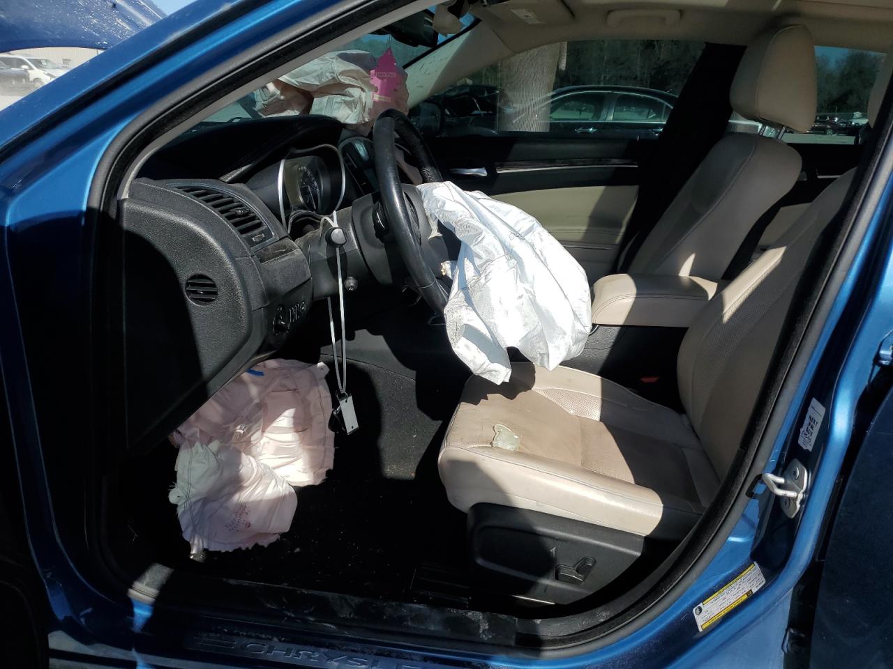 2022 Chrysler 300 Touring L VIN: 2C3CCASG5NH163206 Lot: 92302875