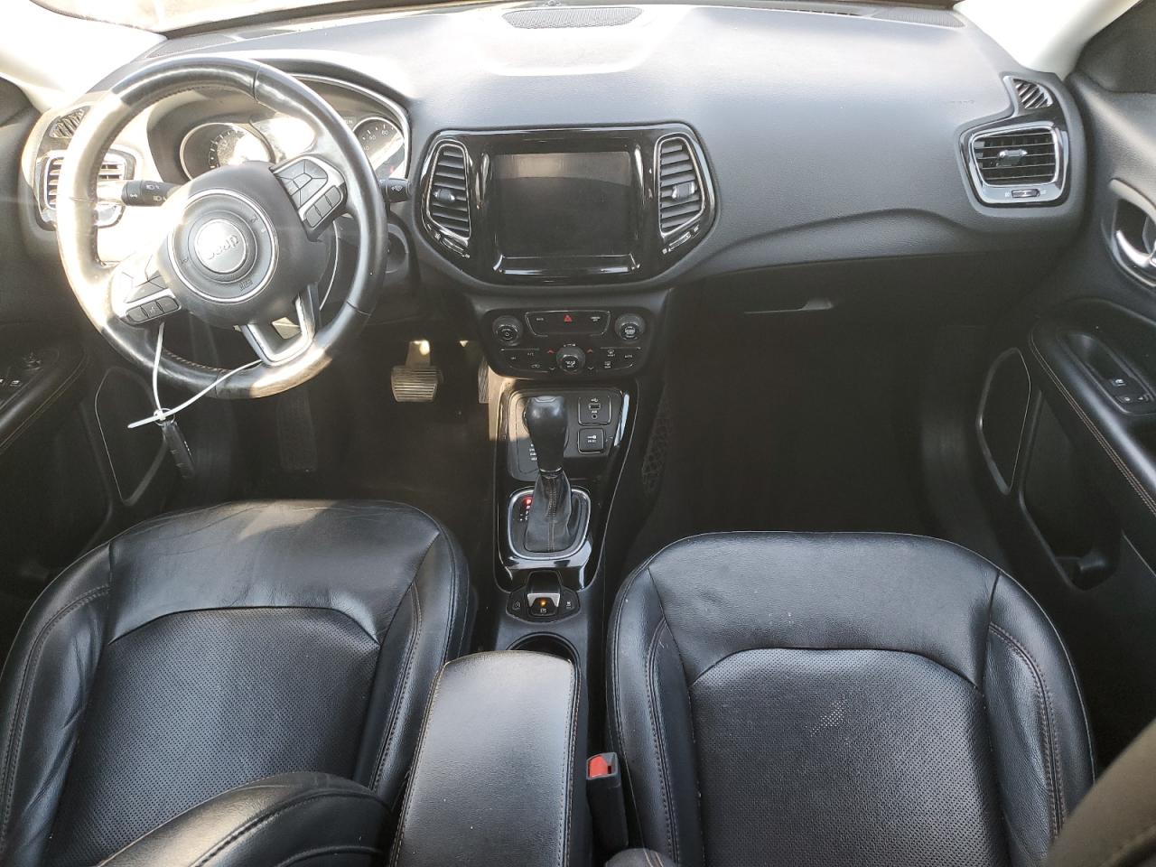 2018 Jeep Compass Limited VIN: 3C4NJDCB2JT281911 Lot: 91036515