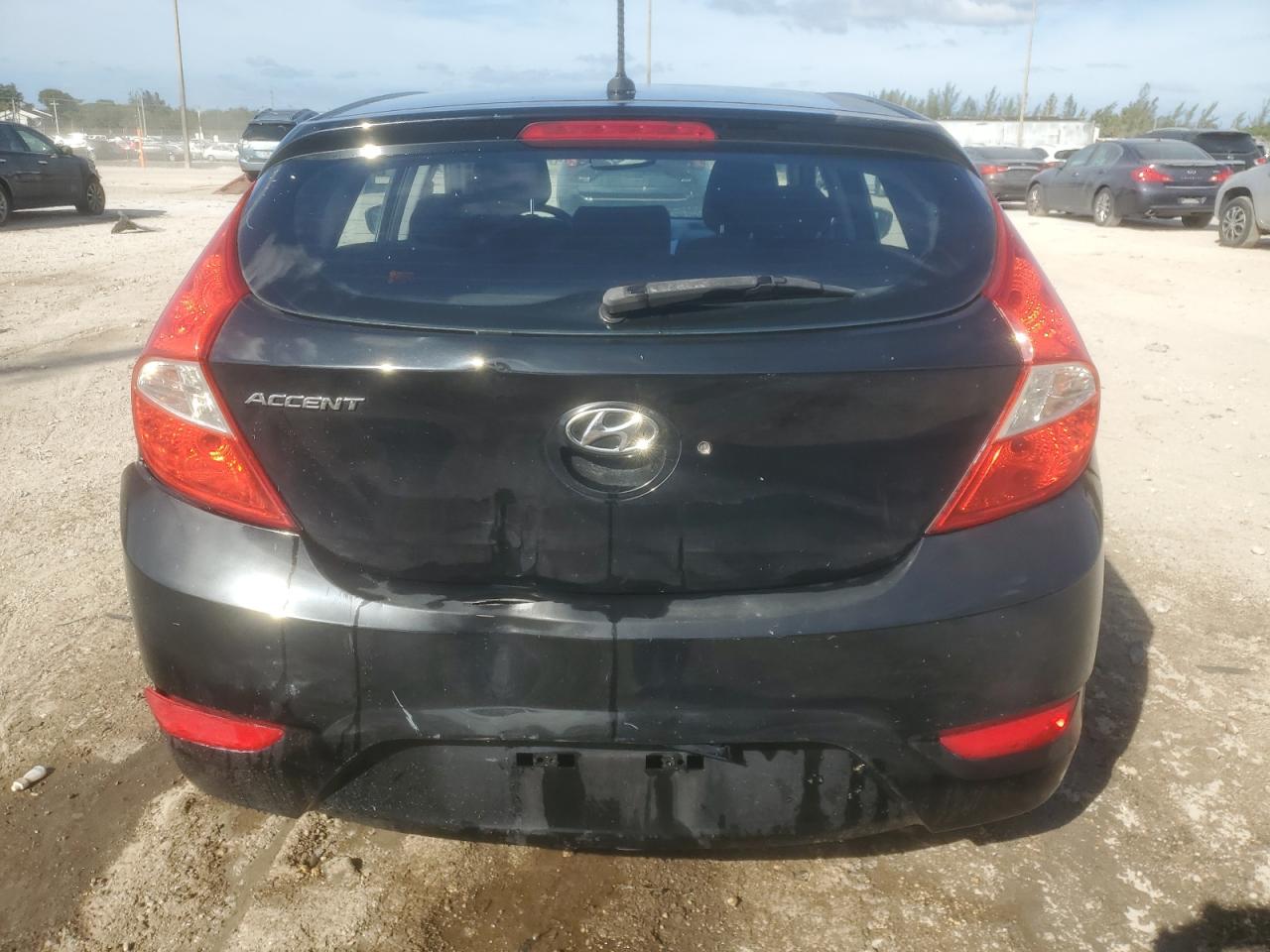 2013 Hyundai Accent Gls VIN: KMHCT5AE9DU083577 Lot: 92454255