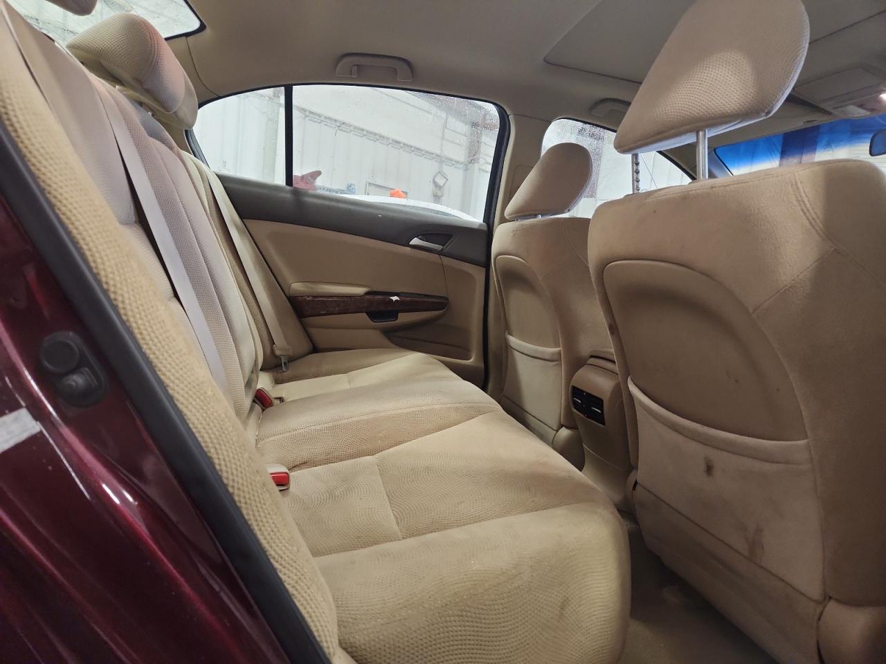 2010 Honda Accord Ex VIN: 1HGCP2F76AA143511 Lot: 92749905