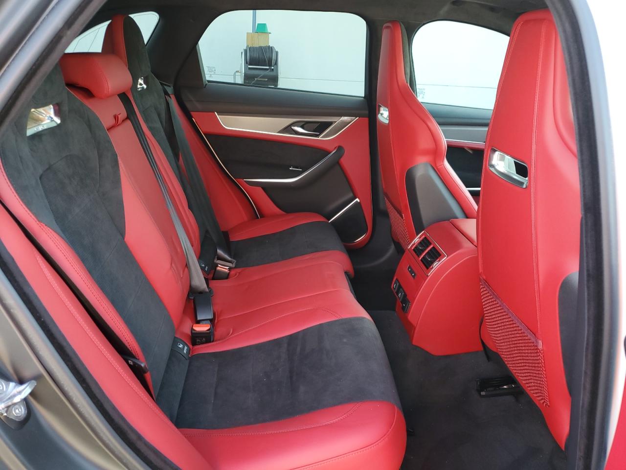 2025 Jaguar F-Pace Svr 575 Edition VIN: SADCZ2FE0SA754695 Lot: 93424135