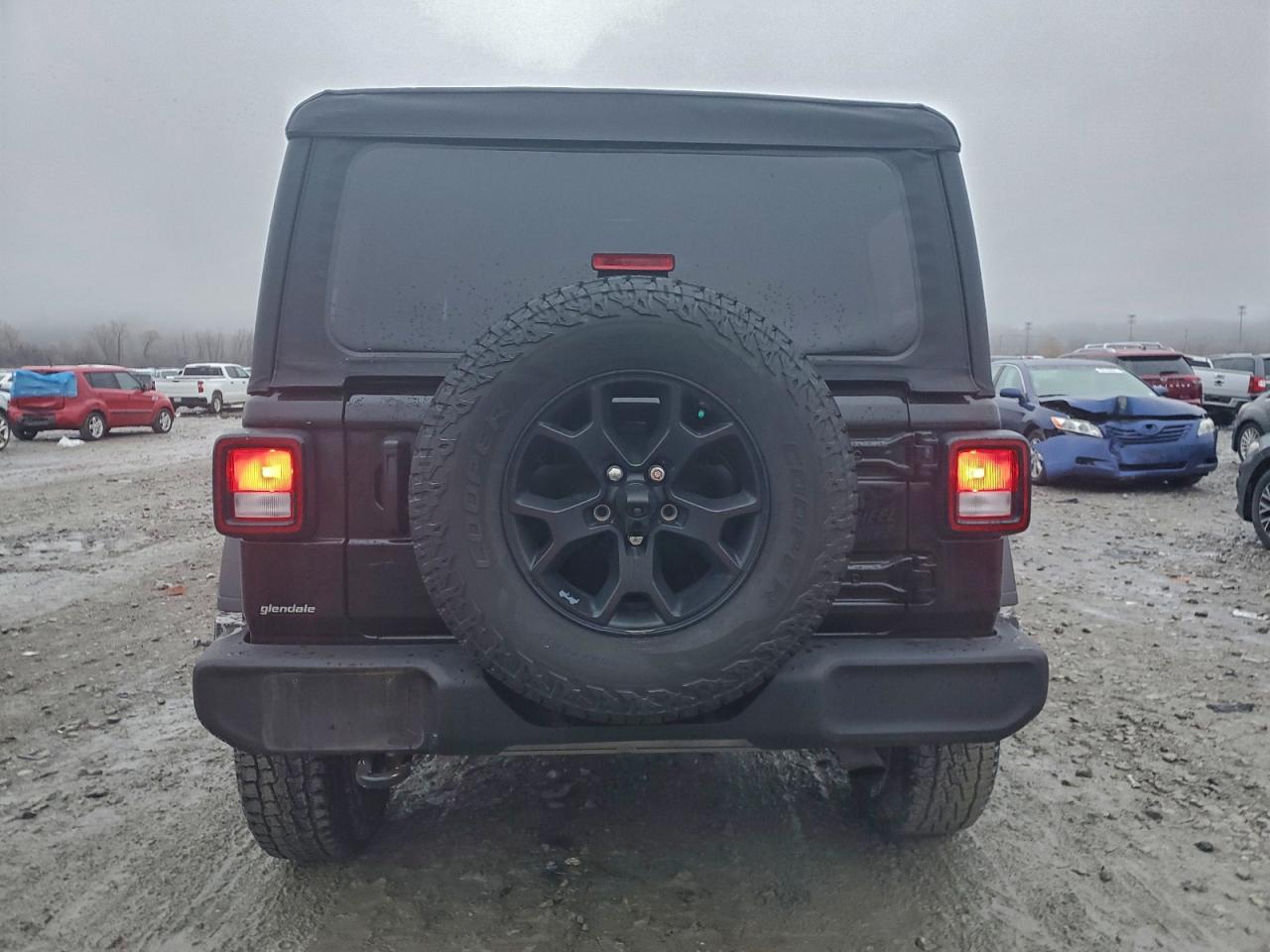 2021 Jeep Wrangler Unlimited Sport VIN: 1C4HJXDN8MW832218 Lot: 93971315