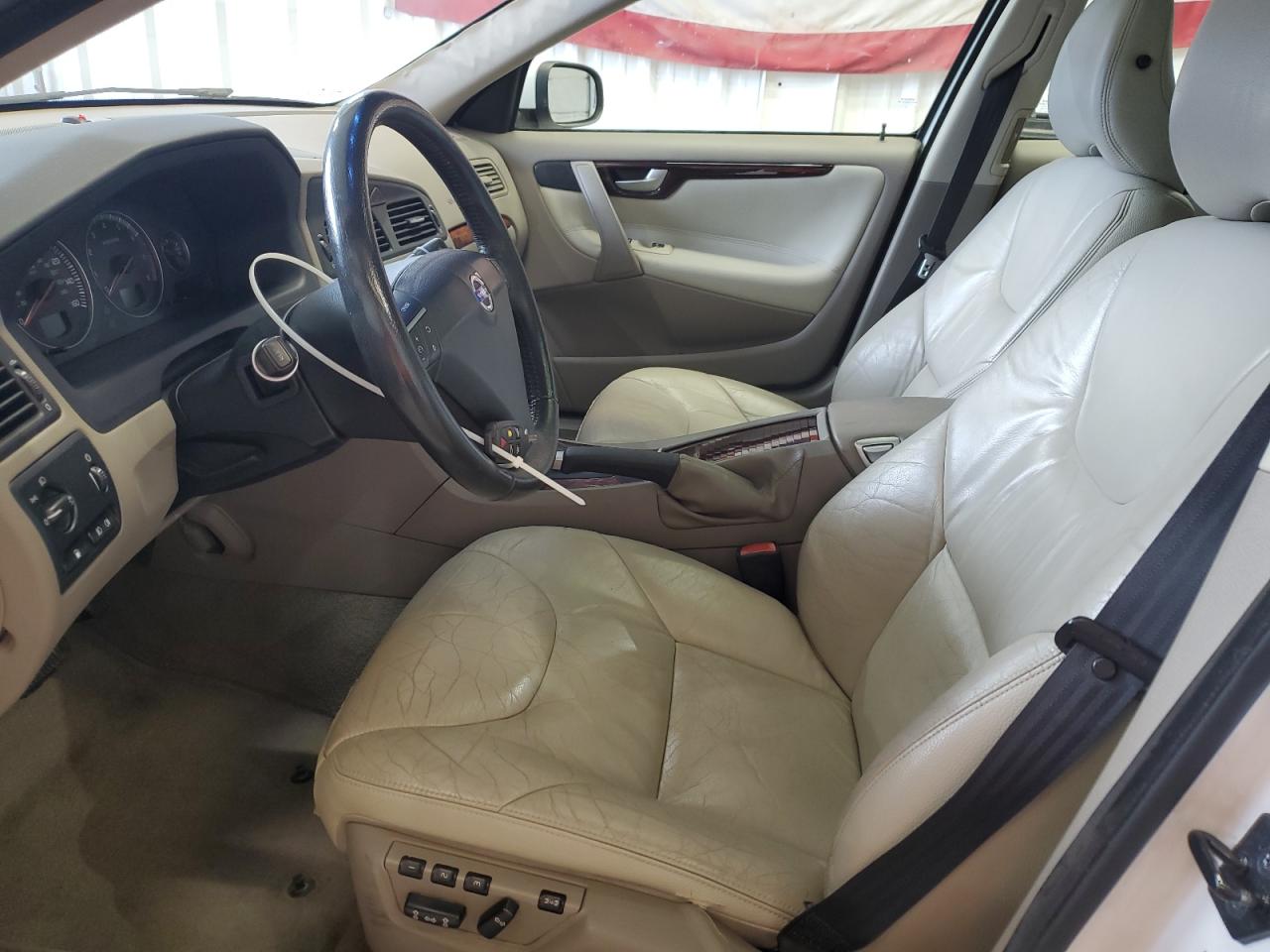 2008 Volvo S60 2.5T VIN: YV1RH592882697056 Lot: 92714635