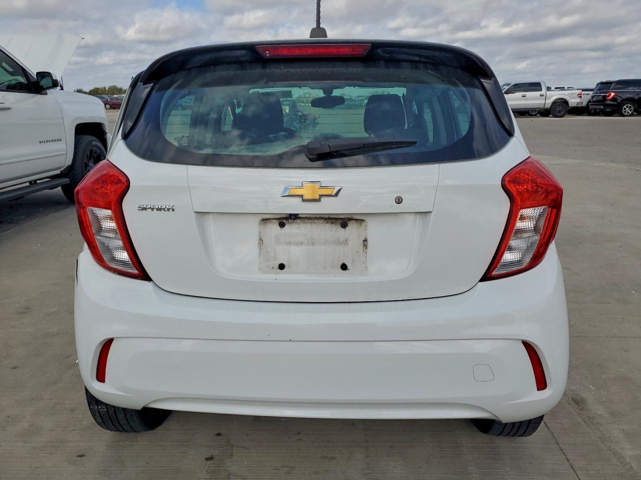 2017 Chevrolet Spark Ls VIN: KL8CB6SA7HC779867 Lot: 92585265