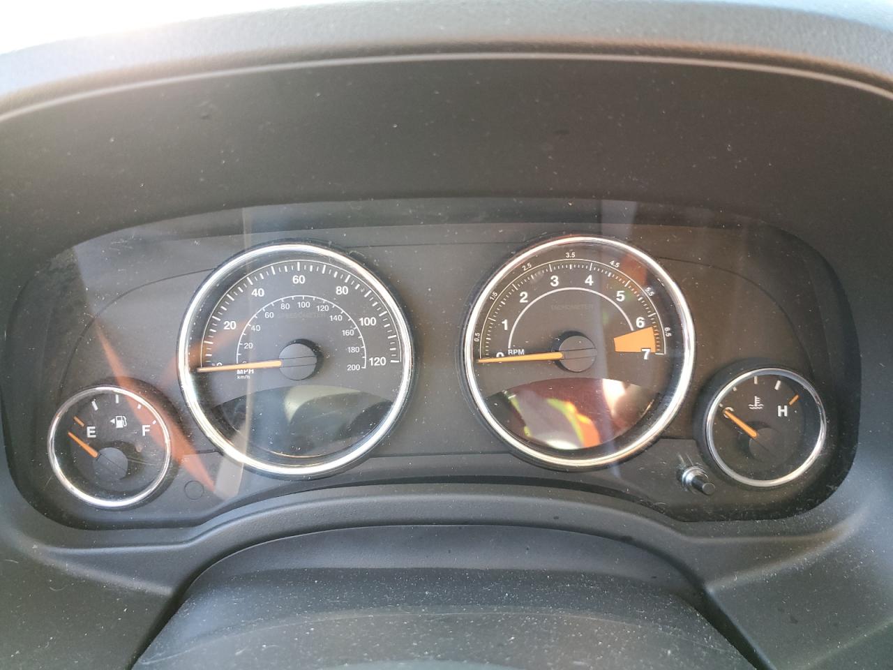 2014 Jeep Compass Latitude VIN: 1C4NJDEB4ED739358 Lot: 92437715