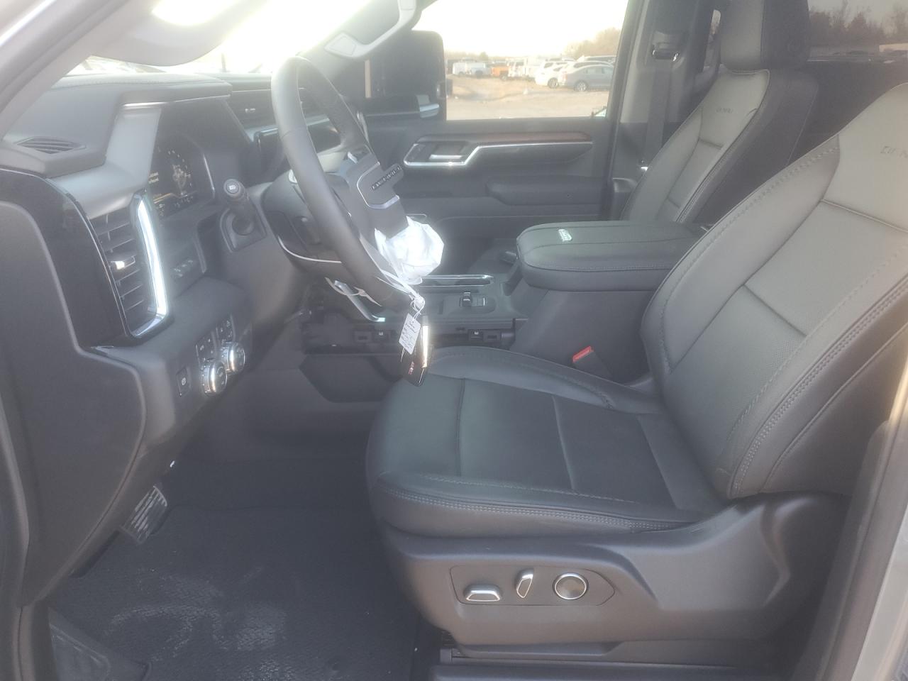 2025 GMC Sierra K2500 Denali VIN: 1GT4URE78SF360388 Lot: 92649315