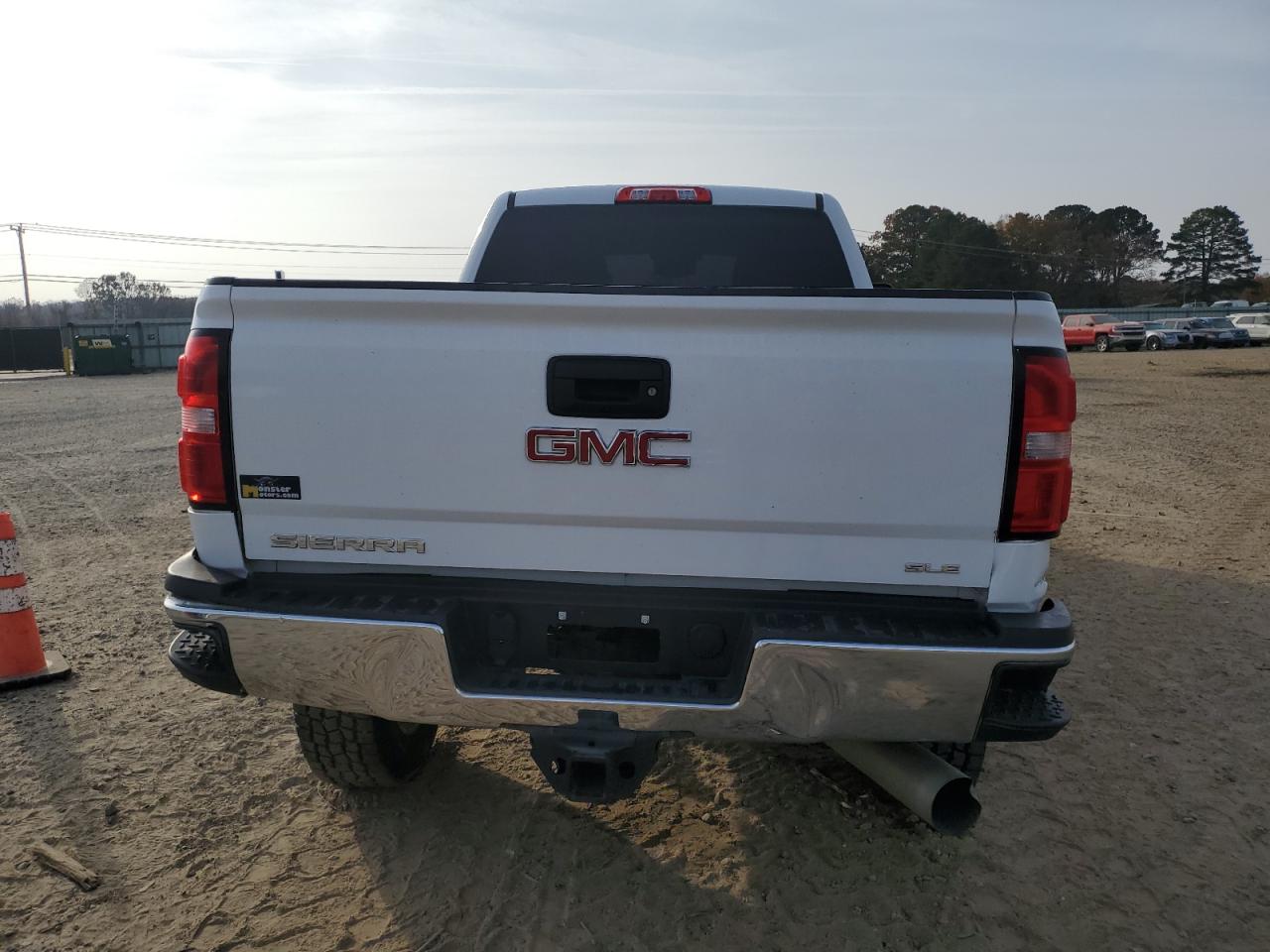 2018 GMC Sierra K2500 Sle VIN: 1GT12SEY4JF158185 Lot: 92676765