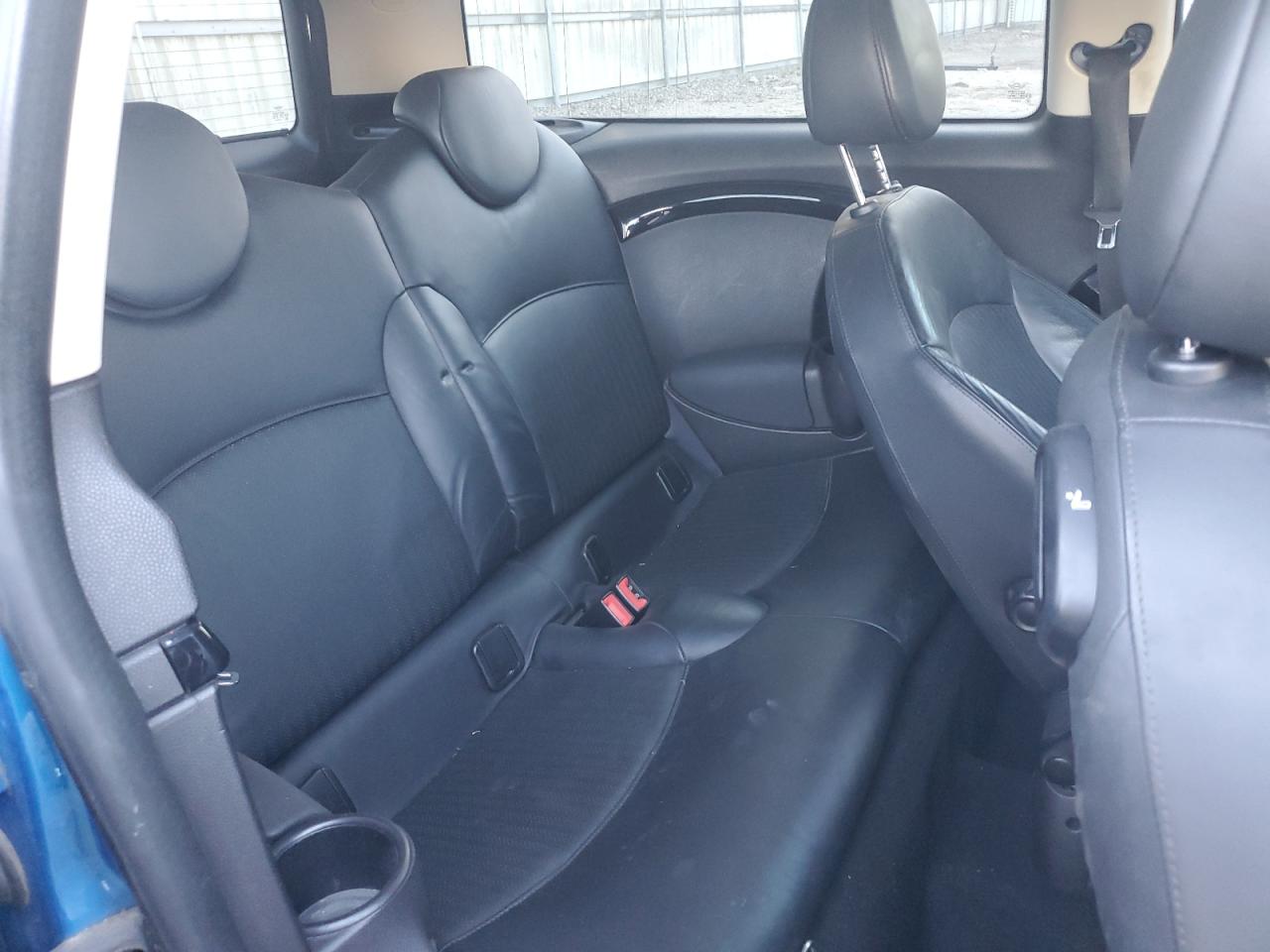 2011 Mini Cooper S Clubman VIN: WMWZG3C57BTY35653 Lot: 92985265