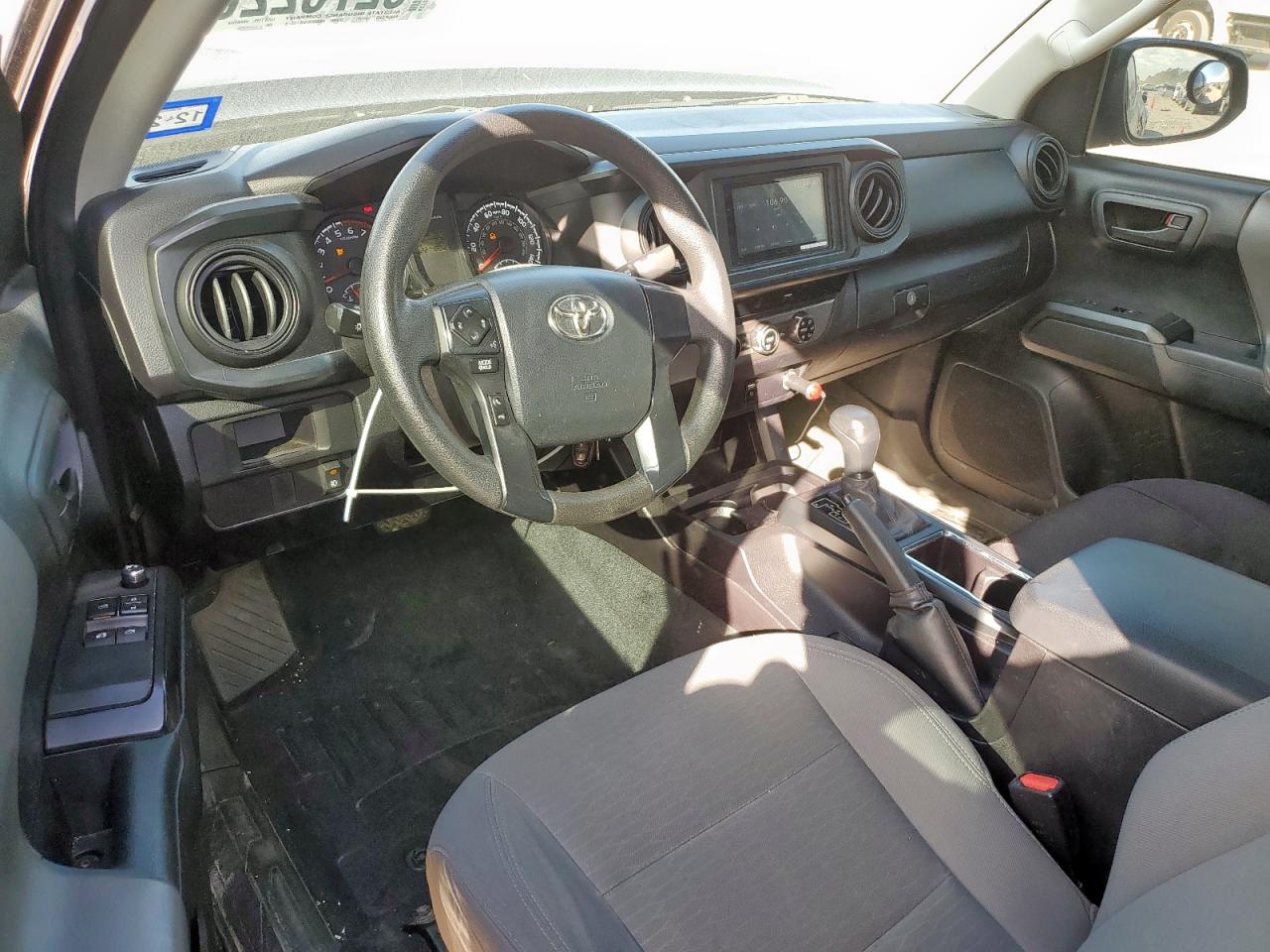 2016 Toyota Tacoma Access Cab VIN: 5TFRX5GN1GX059027 Lot: 92702265