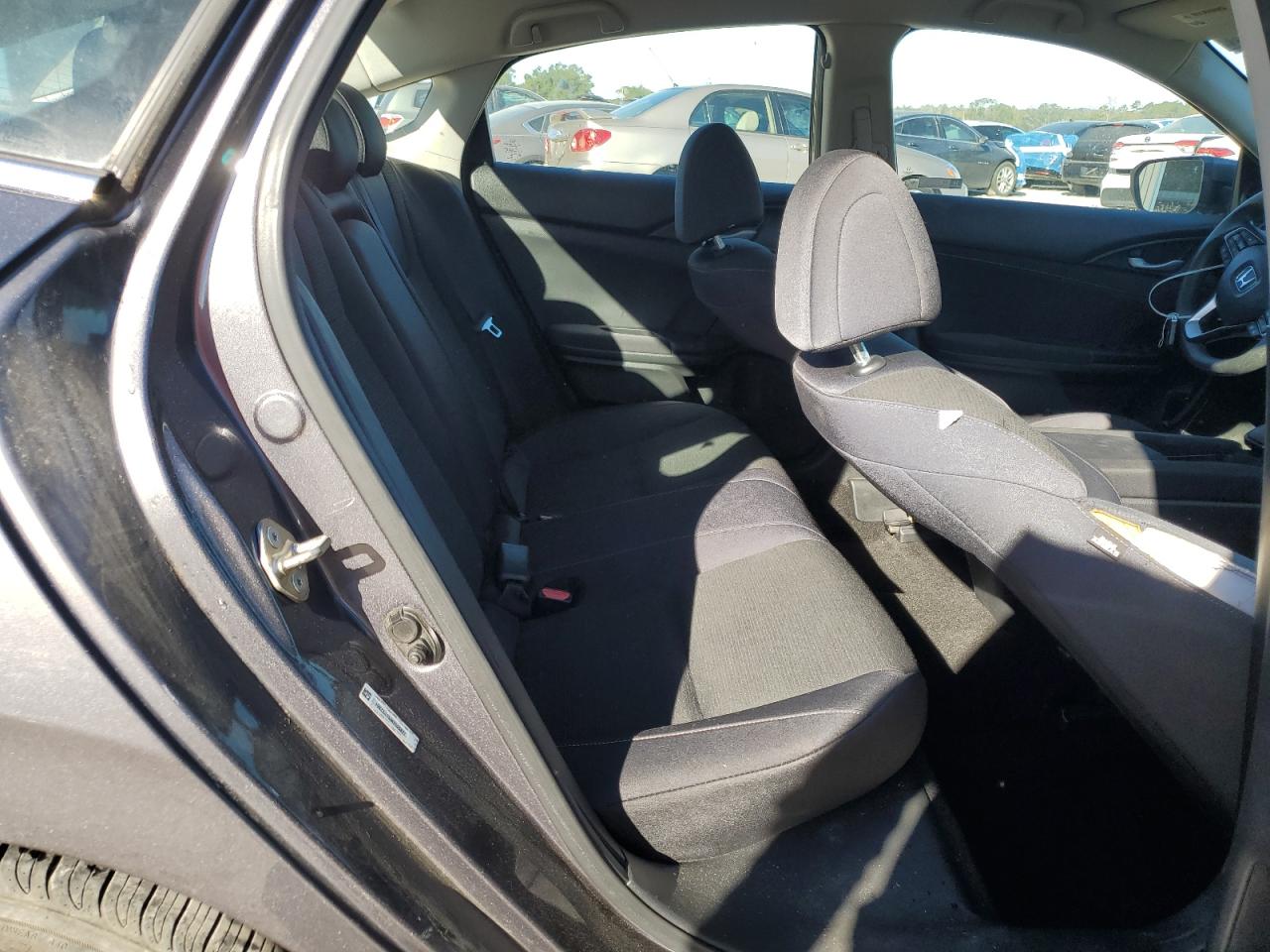 2019 Honda Insight Ex VIN: 19XZE4F53KE025827 Lot: 92449755