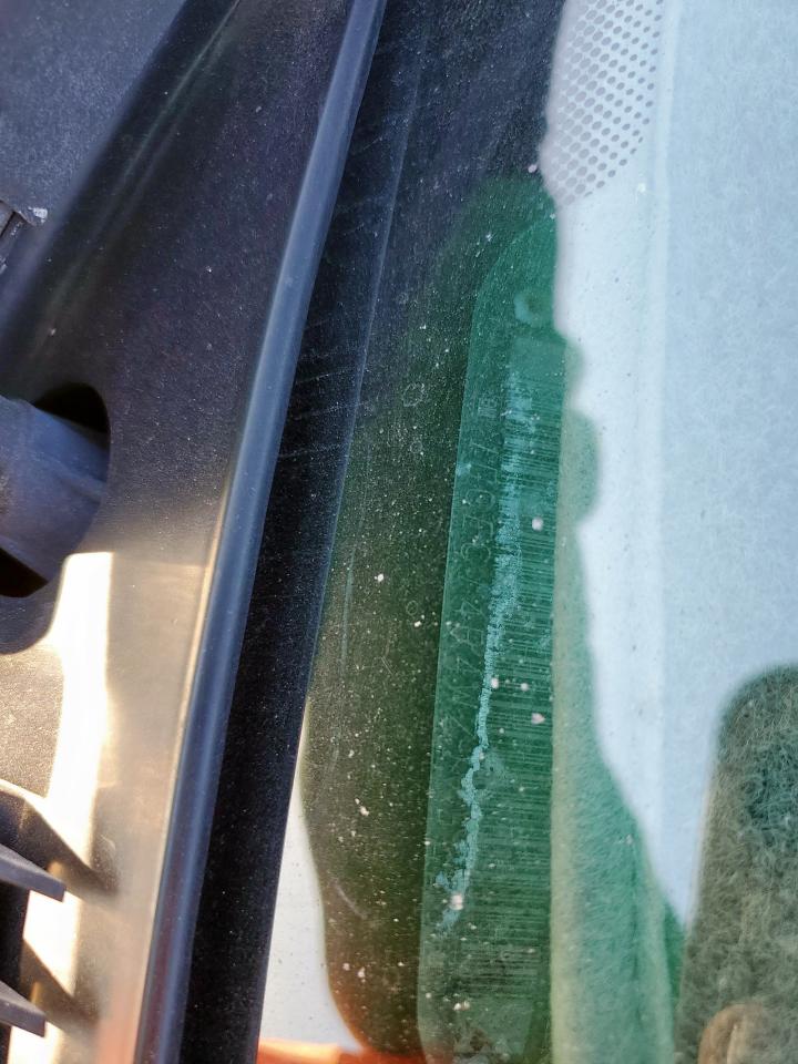 1998 Chevrolet Gmt-400 C1500 VIN: 1GCEC14R4WZ175223 Lot: 91489105