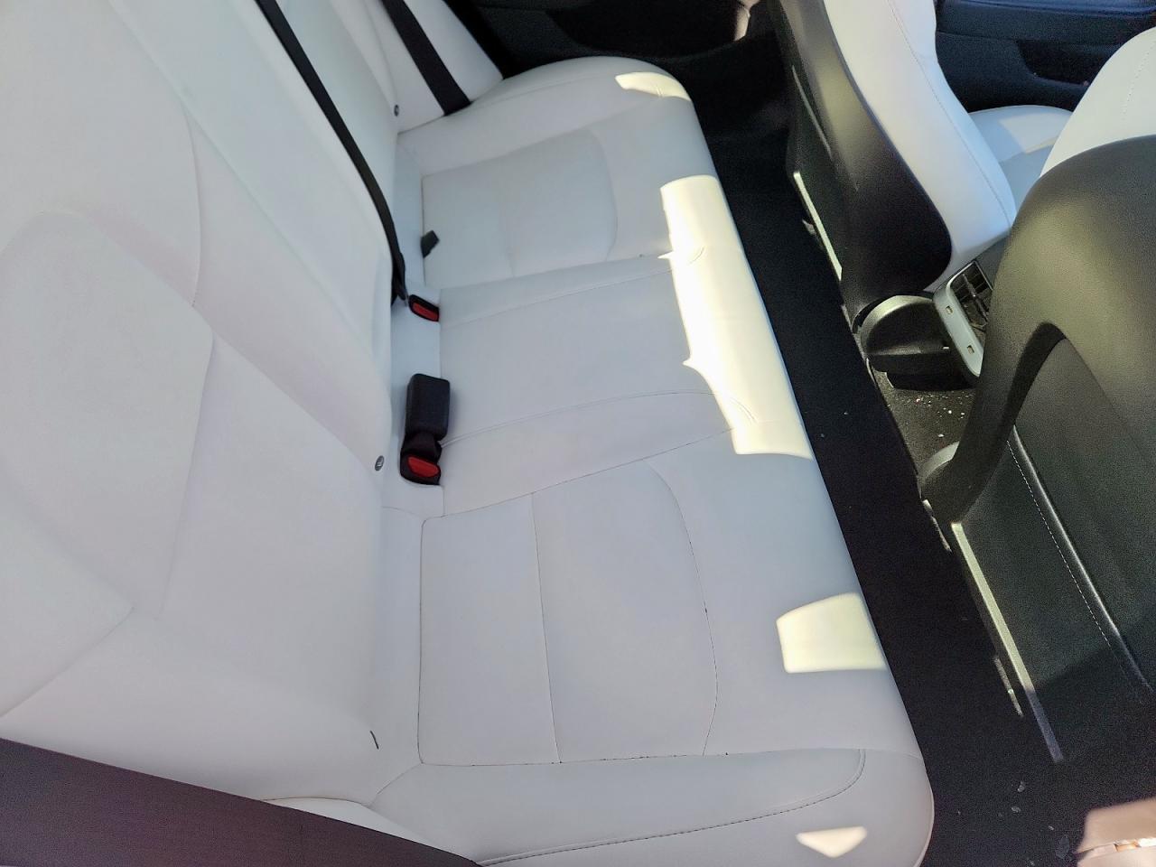 2018 Tesla Model 3 VIN: 5YJ3E1EB3JF100207 Lot: 91443215