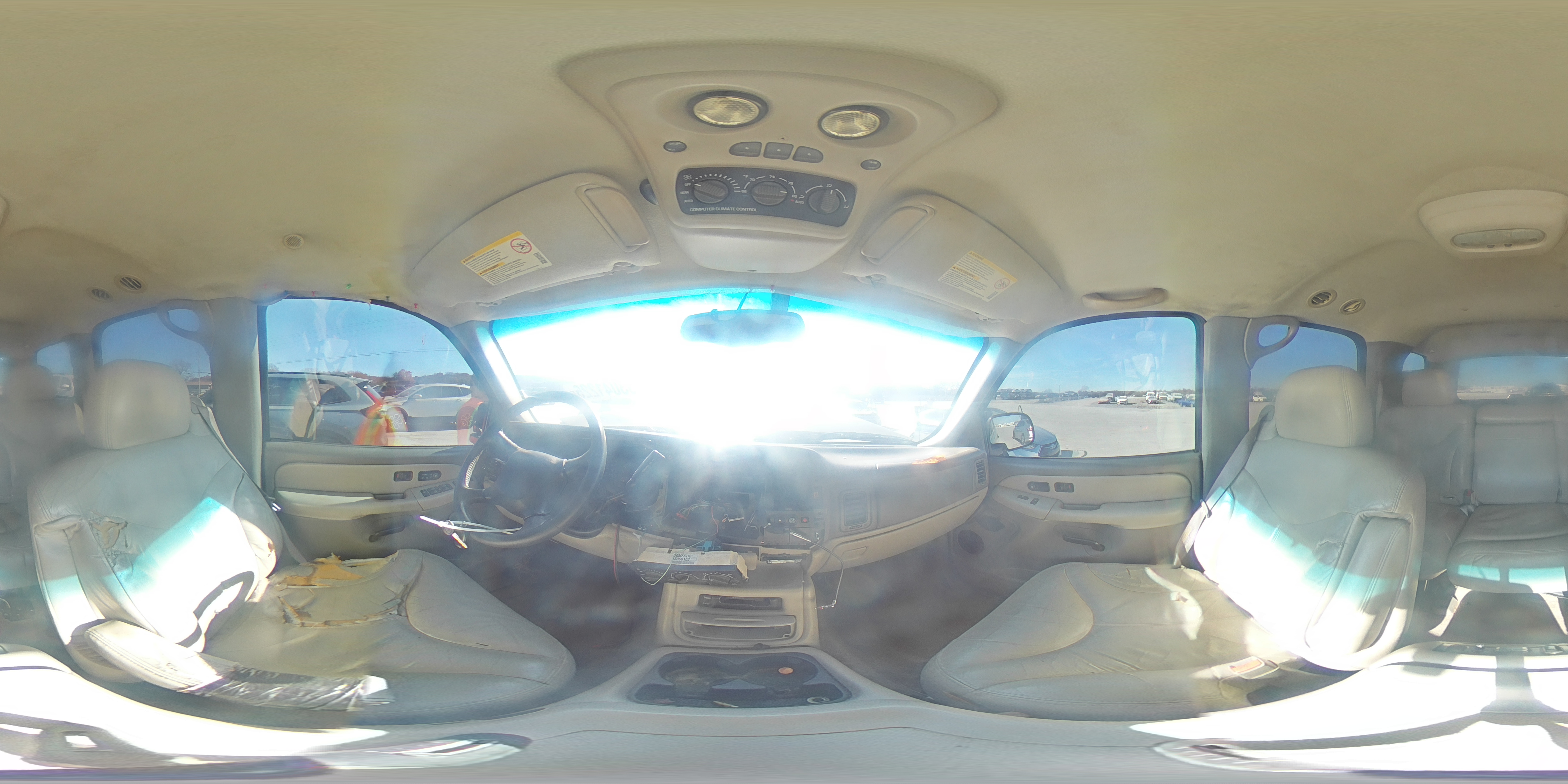 2002 GMC Yukon VIN: 1GKEK13Z52R232970 Lot: 93041225