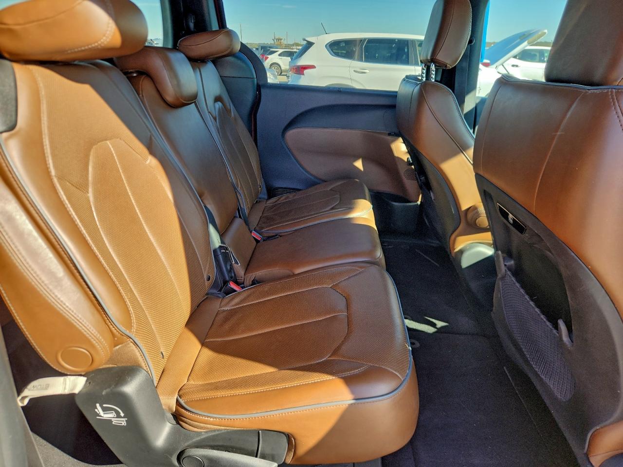 2018 Chrysler Pacifica Limited VIN: 2C4RC1GG3JR295240 Lot: 94635235