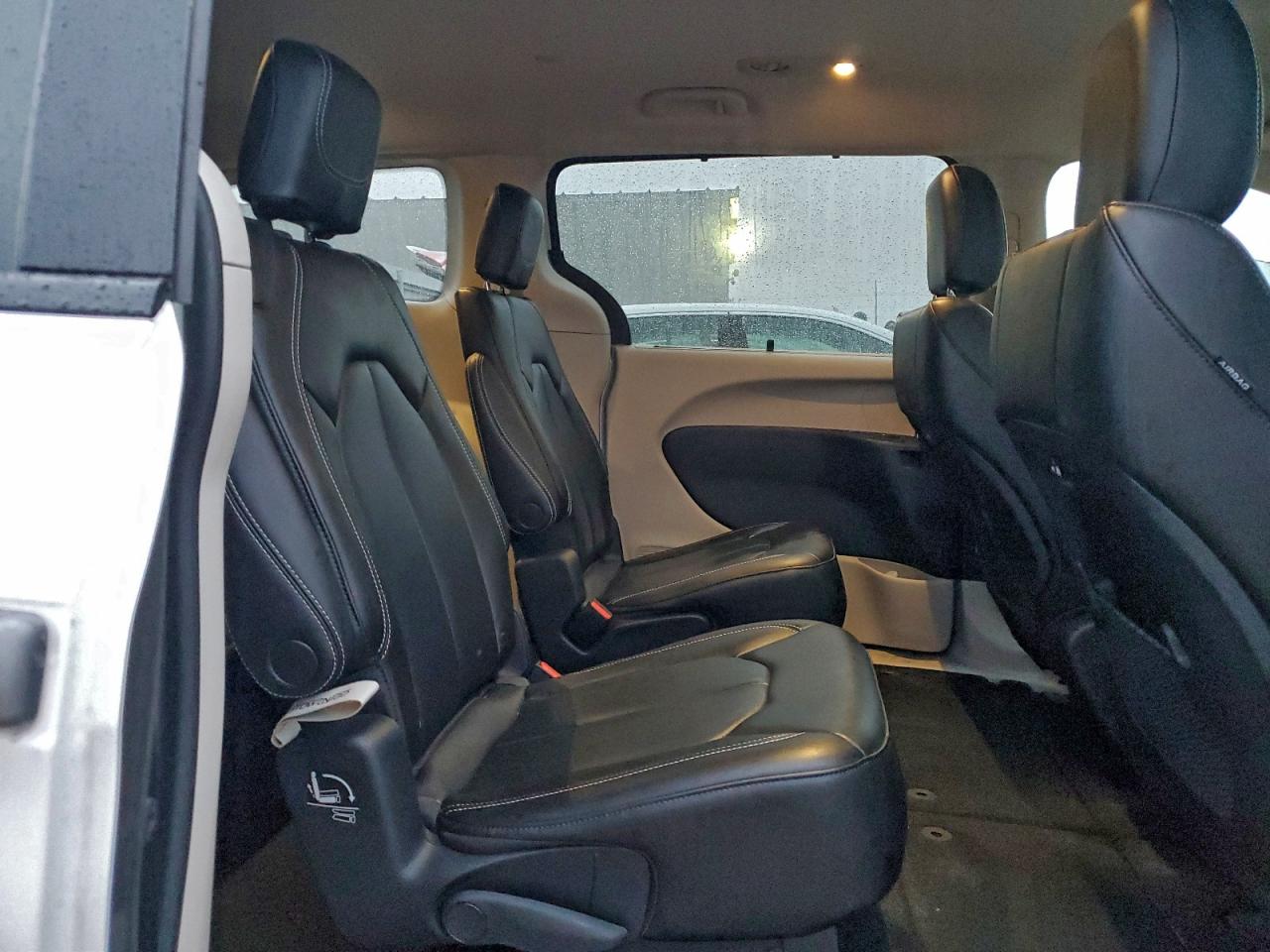 2023 Chrysler Pacifica Touring L VIN: 2C4RC3BG1PR600133 Lot: 94125345