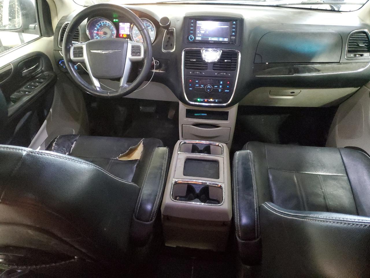 2013 Chrysler Town & Country Touring VIN: 2C4RC1BG8DR649314 Lot: 92438835