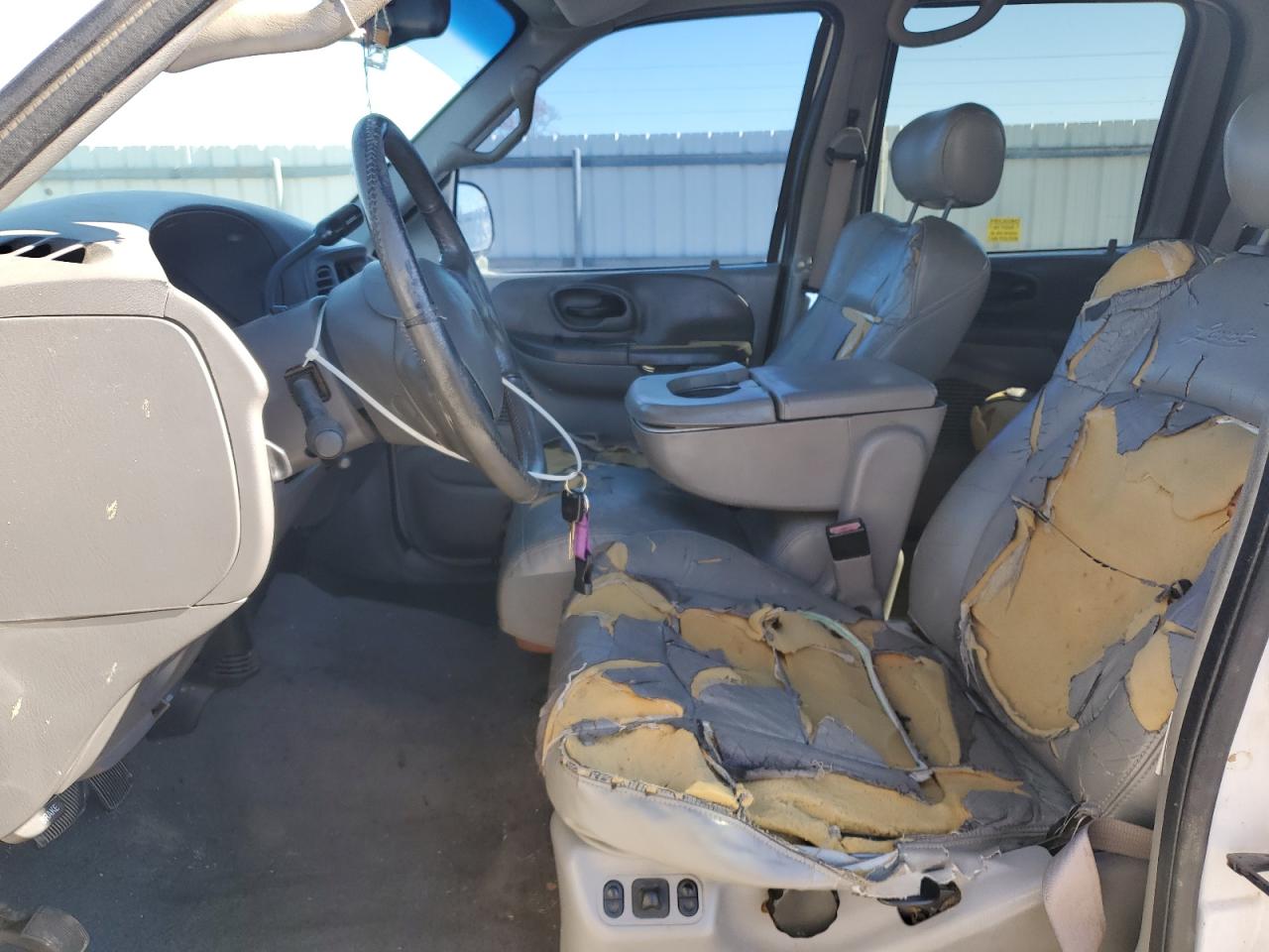 2001 Ford F150 Supercrew VIN: 1FTRW08L31KF68768 Lot: 91656485