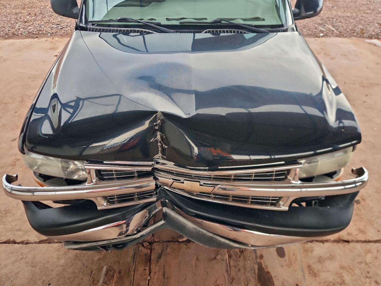 2001 Chevrolet Tahoe C1500 VIN: 1GNEC13T11R171904 Lot: 93648795