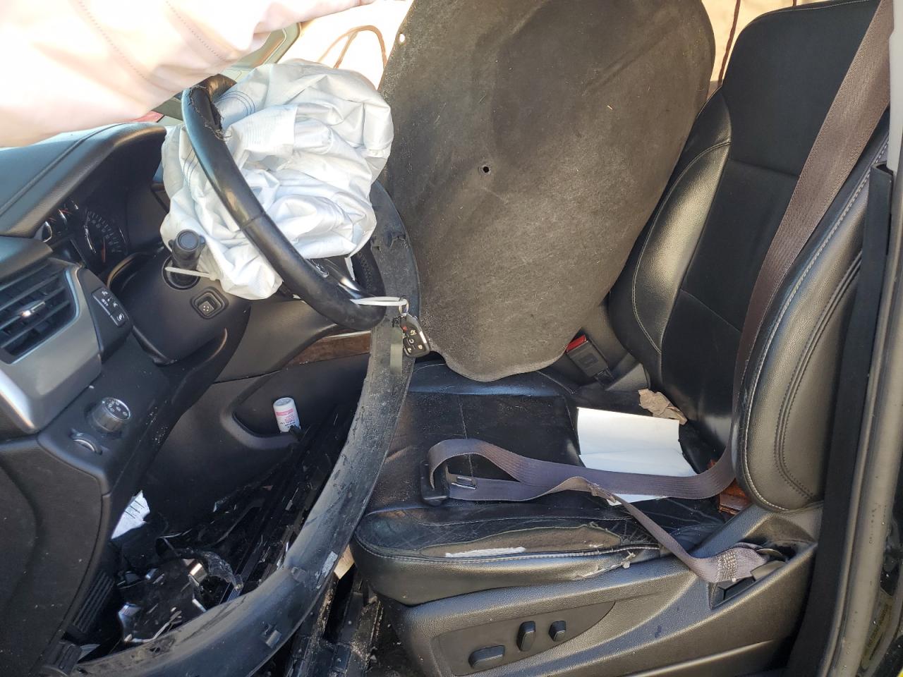 2016 Chevrolet Suburban C1500 Lt VIN: 1GNSCHKC1GR392666 Lot: 92248575