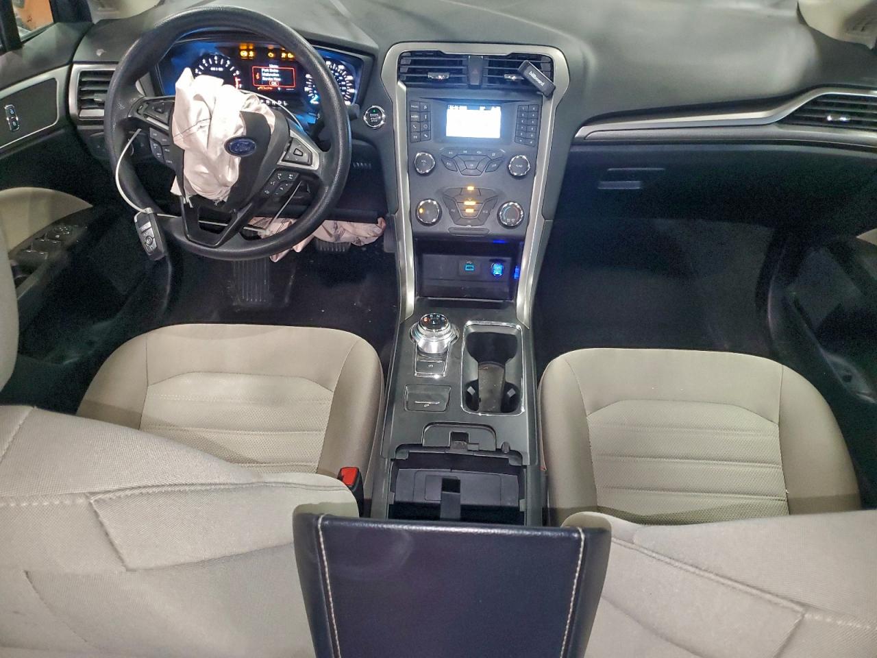 2020 Ford Fusion S VIN: 3FA6P0G74LR140815 Lot: 94060265