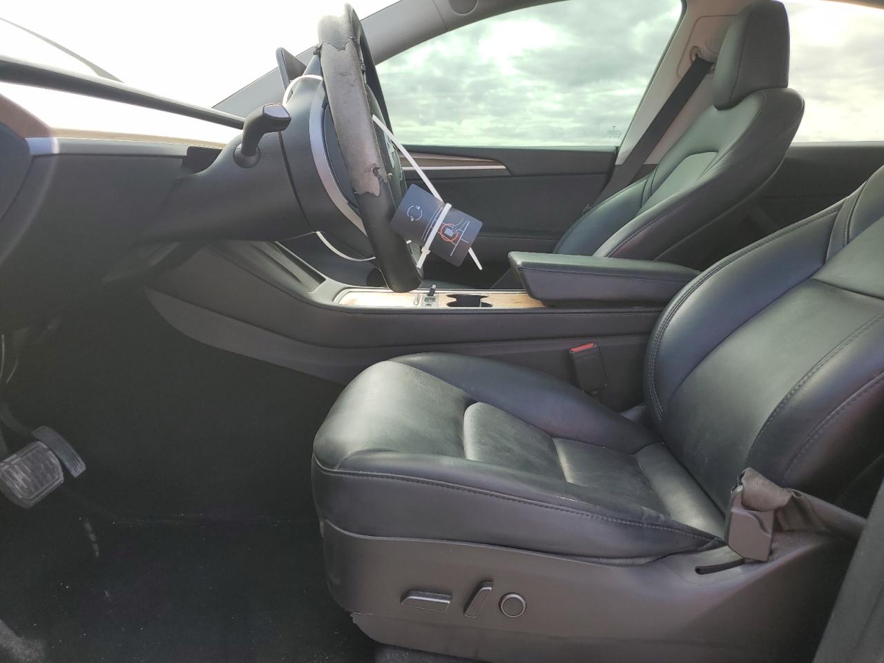 2023 Tesla Model Y VIN: 7SAYGDEE3PF709823 Lot: 92234085