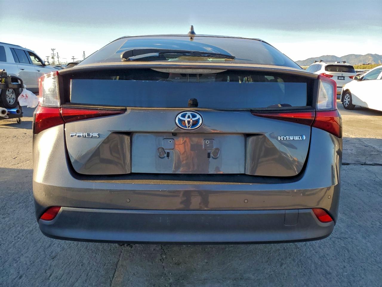 2020 Toyota Prius L VIN: JTDKARFU3L3111651 Lot: 94378645