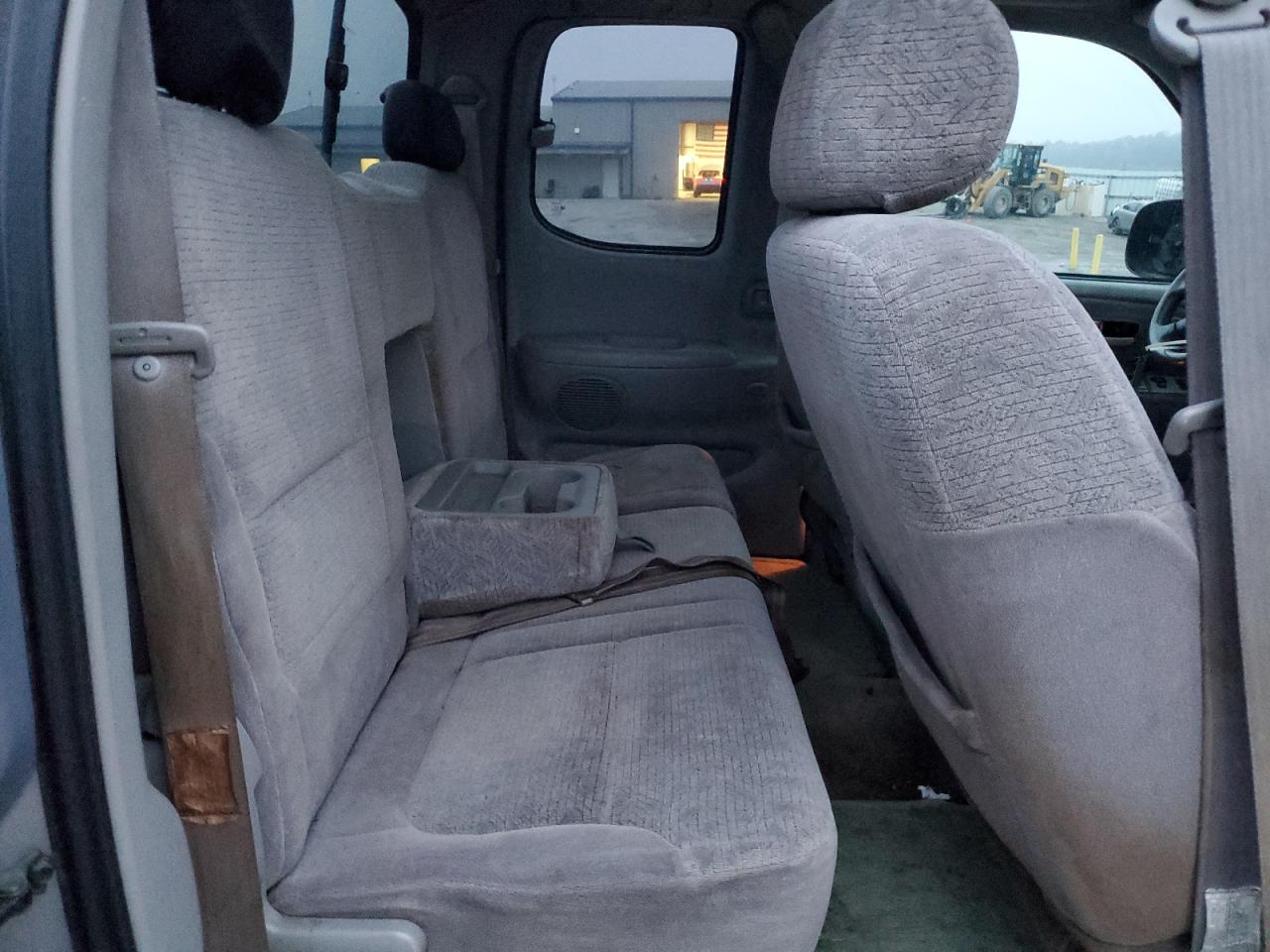 2000 Toyota Tundra Access Cab Limited VIN: 5TBRT3818YS041653 Lot: 93864895