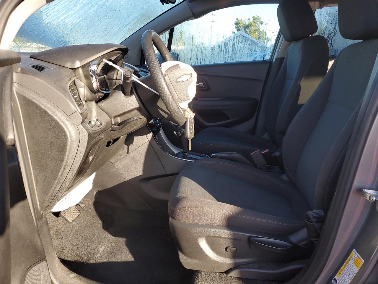 2020 Chevrolet Trax Ls VIN: 3GNCJKSB7LL193153 Lot: 93433415