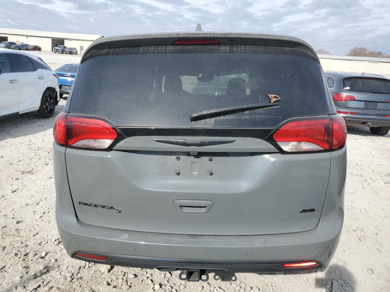 2020 Chrysler Pacifica Touring L VIN: 2C4RC3BG4LR288920 Lot: 93245845