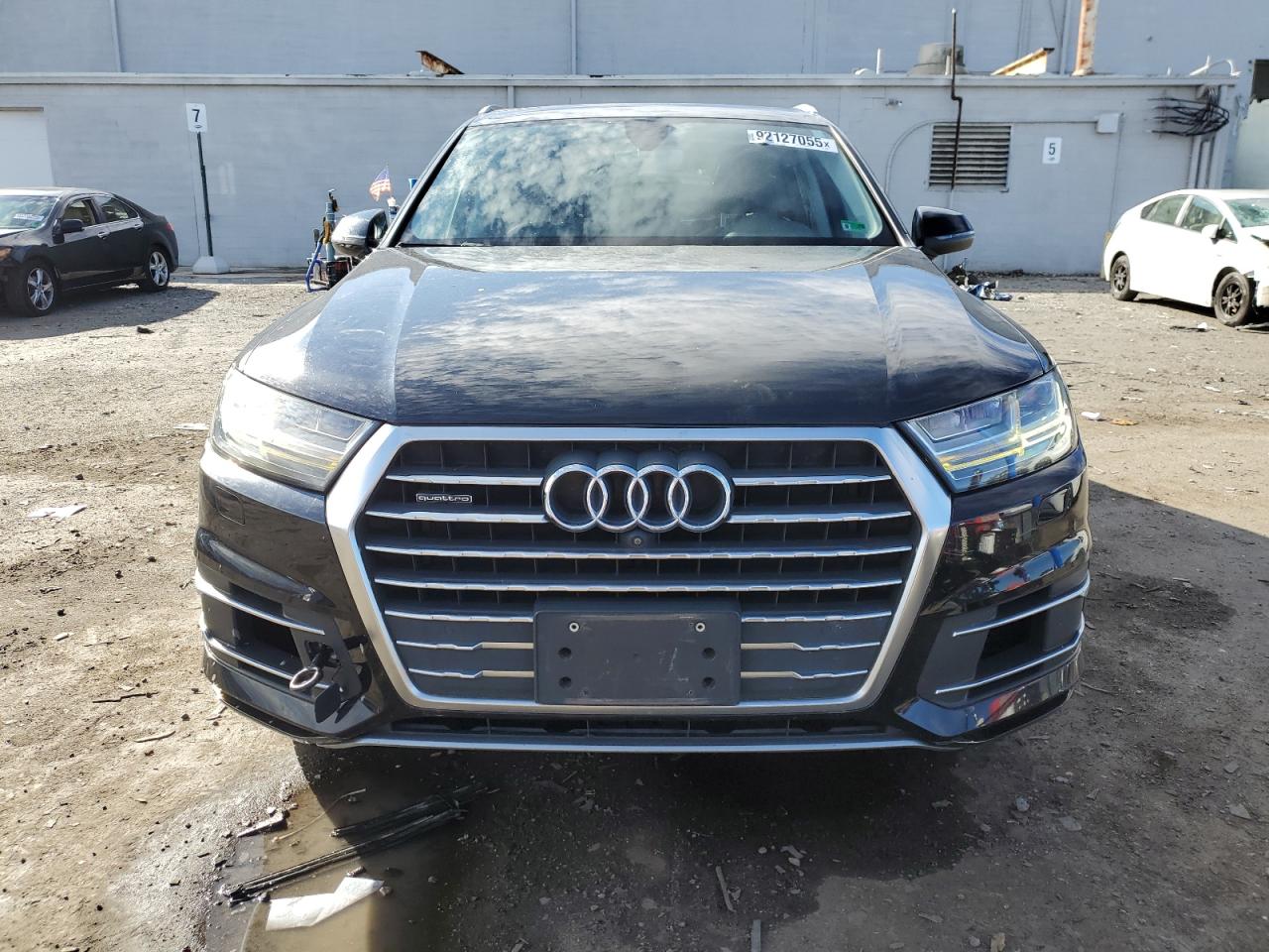 2017 Audi Q7 Premium Plus VIN: WA1LAAF72HD002688 Lot: 92127055