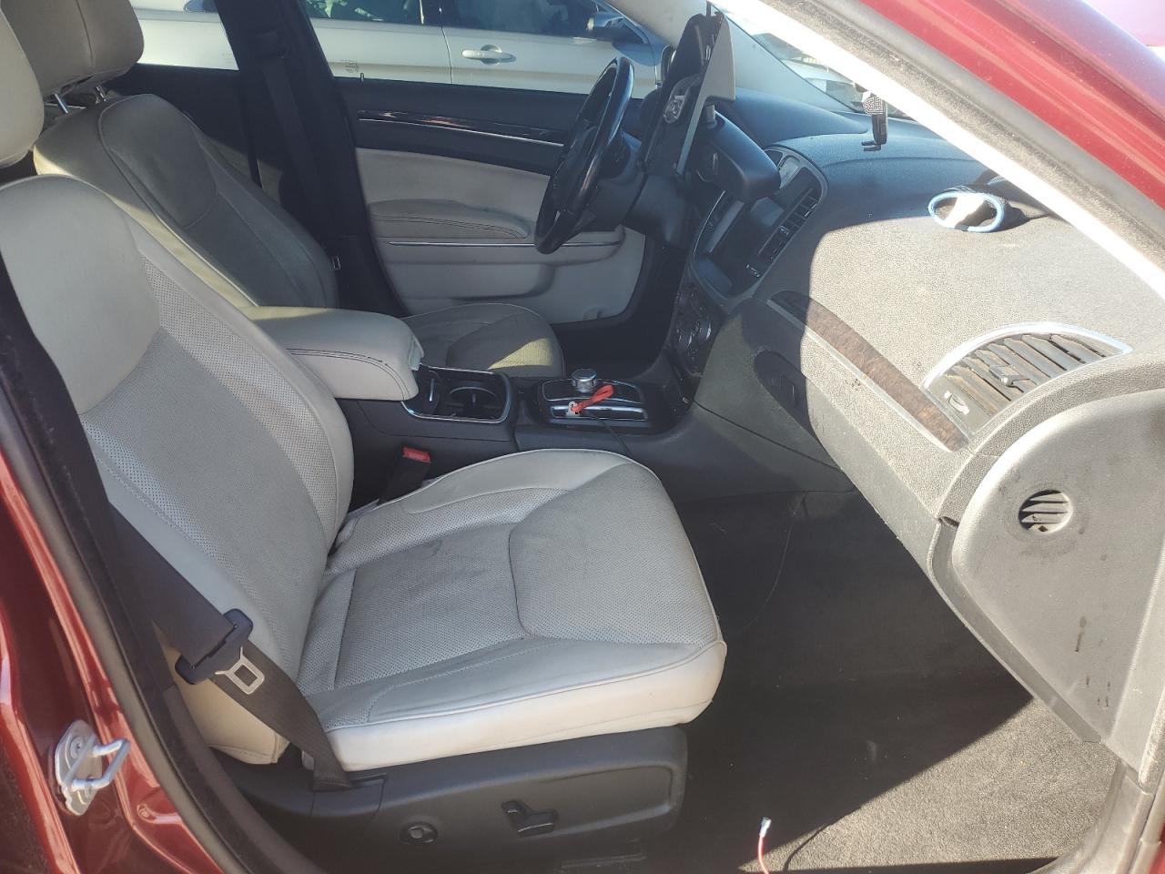 2016 Chrysler 300C VIN: 2C3CCAKG8GH200025 Lot: 92374575