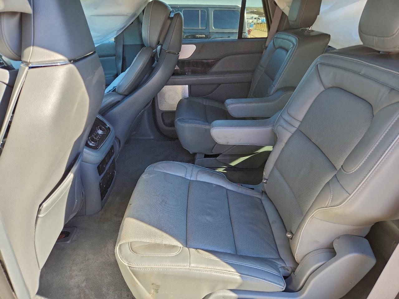 2019 Lincoln Navigator Reserve VIN: 5LMJJ2LT0KEL17455 Lot: 94320685