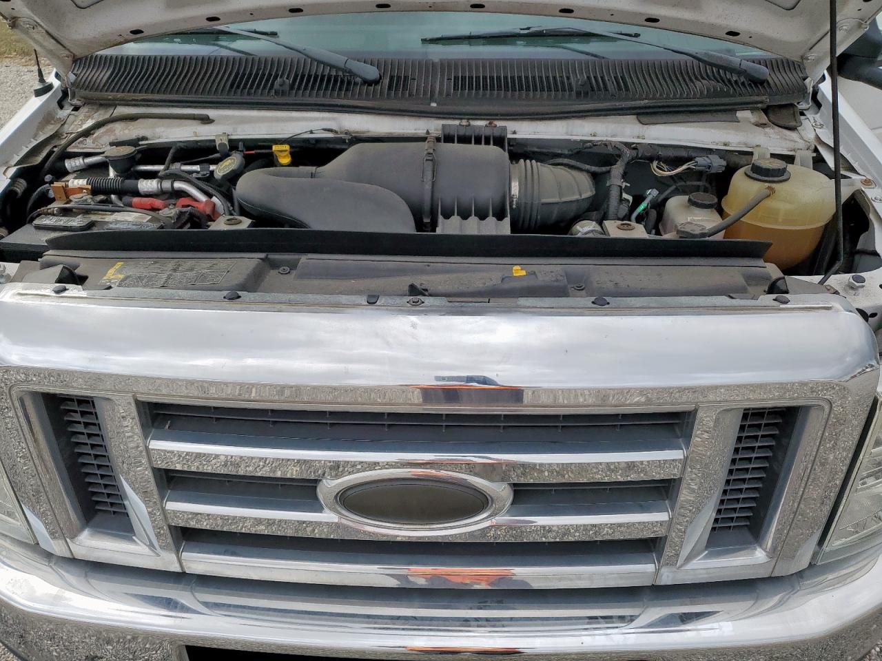 2016 Ford Econoline E450 Super Duty Cutaway Van VIN: 1FDFE4FS8GDC09142 Lot: 85429985