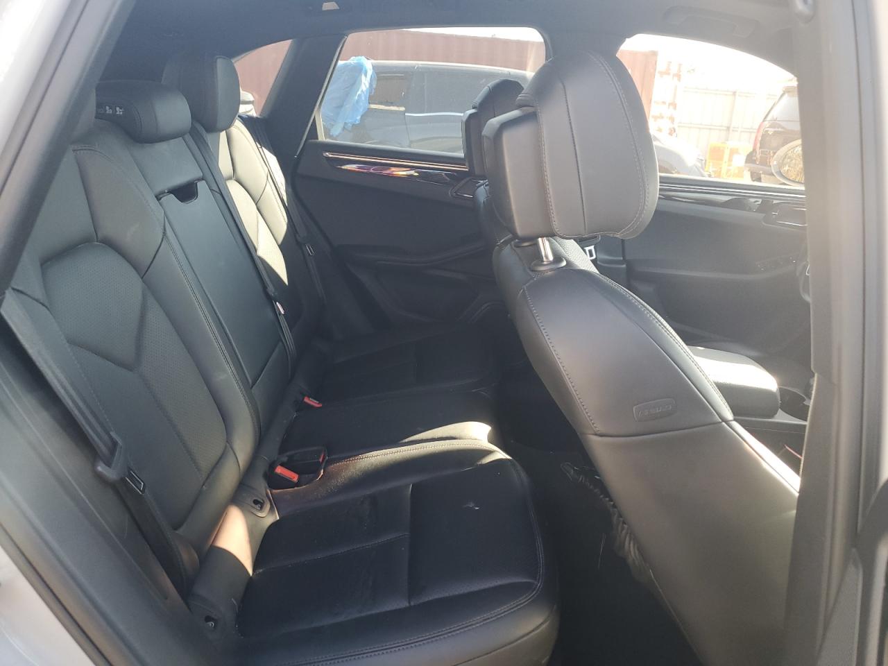 2020 Porsche Macan S VIN: WP1AB2A57LLB31934 Lot: 92655315