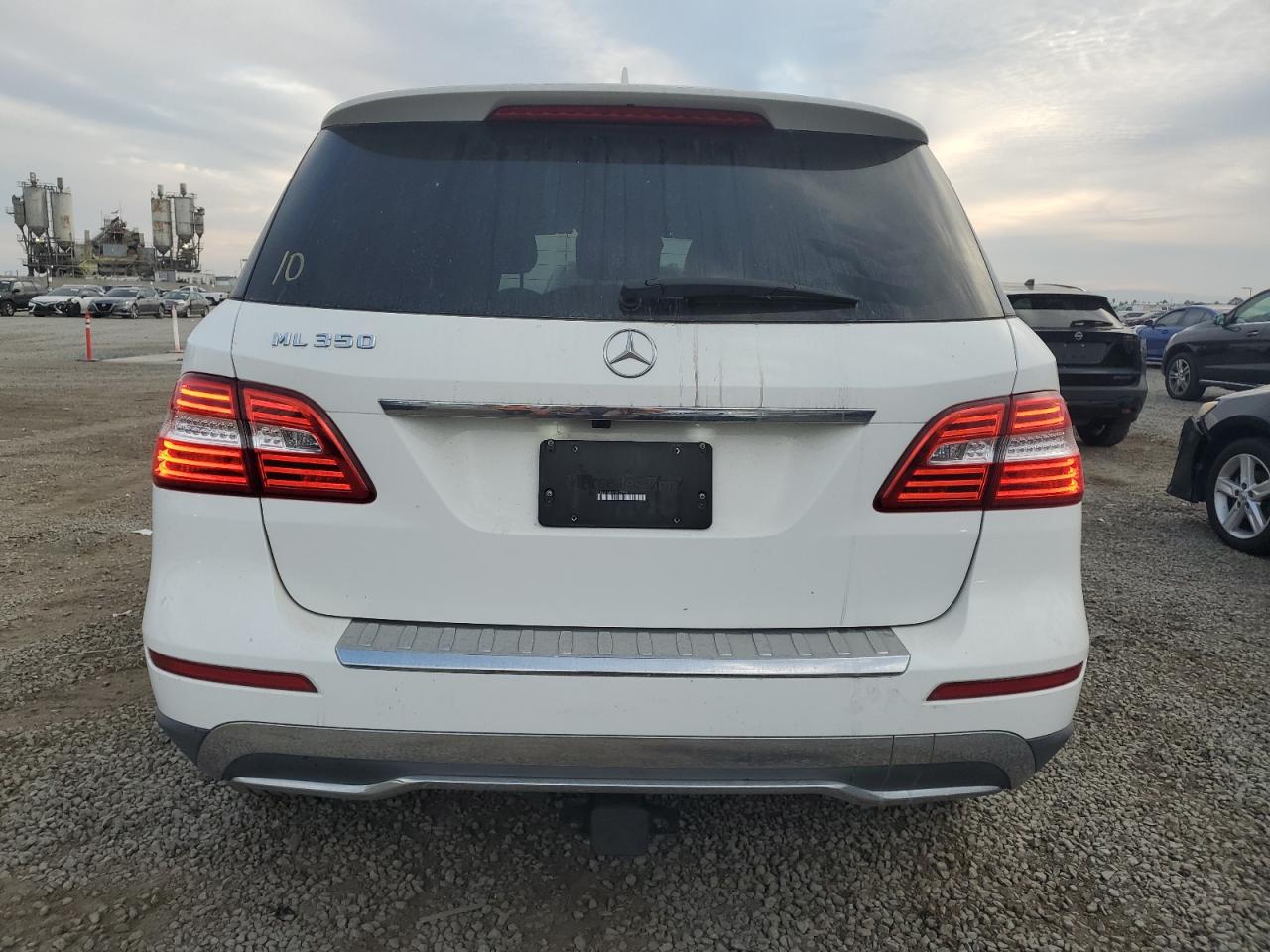 2015 Mercedes-Benz Ml 350 VIN: 4JGDA5JBXFA592386 Lot: 92688505