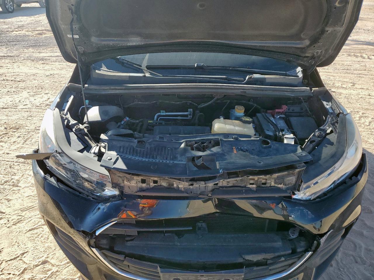 2017 Chevrolet Trax Ls VIN: 3GNCJKSB3HL243621 Lot: 93069955