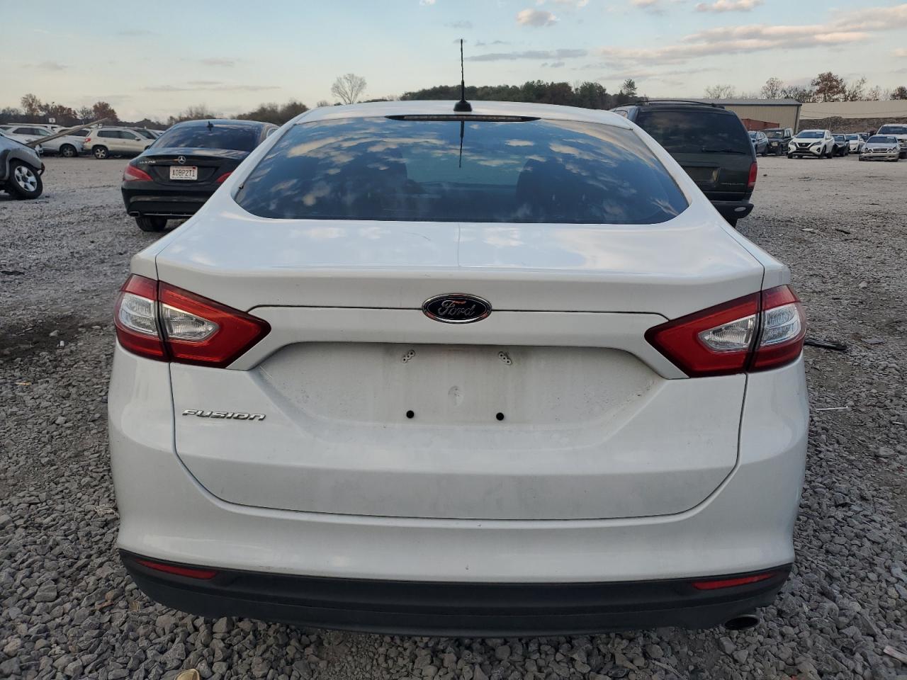 2013 Ford Fusion S VIN: 3FA6P0G73DR355801 Lot: 93532025