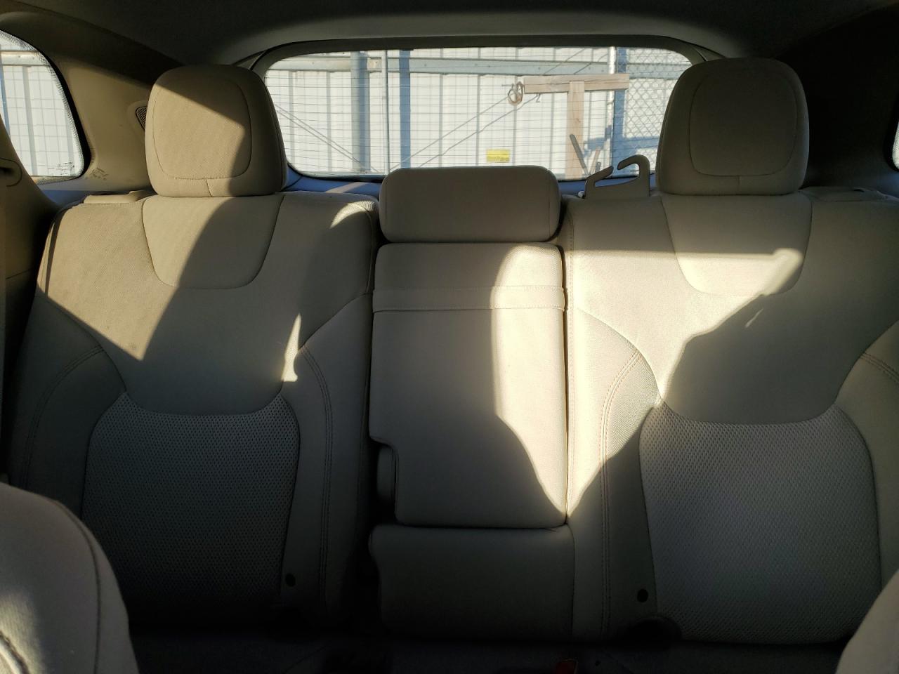 2019 Jeep Cherokee Latitude VIN: 1C4PJLCX6KD243670 Lot: 91562705